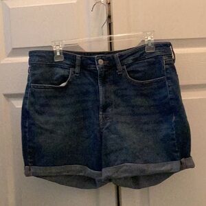 🦋Old Navy Size 12 Denim Jean Shorts Too Much Fun To Wear Wardrobe Must Have🦋